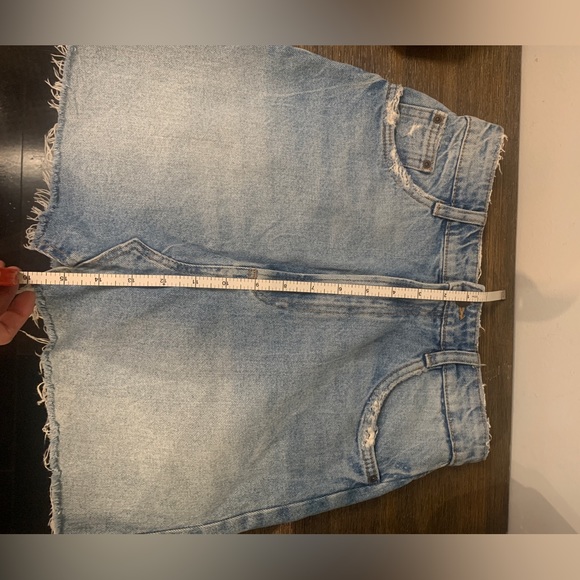 Zara distressed denim mini skirt size small 💙 - Picture 12 of 13